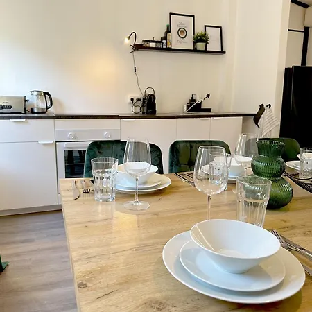 Moderne Ambient Direkt In Der Luebecker Altstadt Lubeck