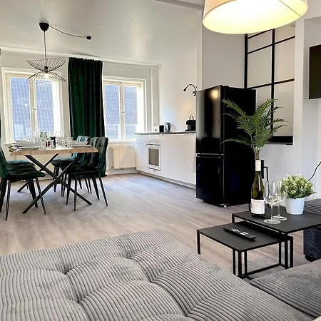 Moderne Ambient Direkt In Der Luebecker Altstadt *